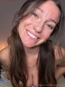 Swipe to watch me ridee my dildo like you ve never seen i was so horny part 1