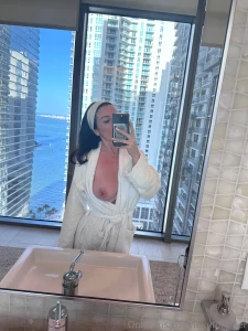 Miami for my friends birthday swipe to see me flash you in my robe