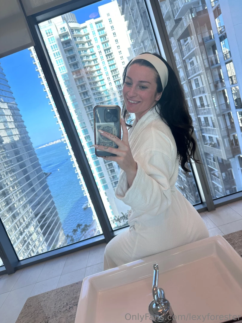 Miami for my friends birthday swipe to see me flash you in my robe part 1 