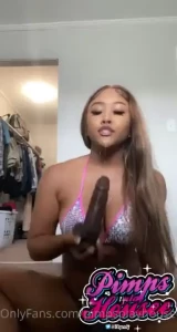 I love sticking my toy to the wall it gets me so wet sucking it