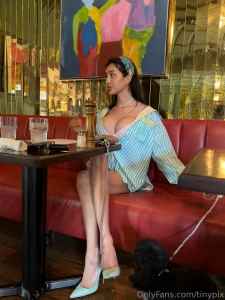 Treat me like a queen at day and like a sex toy at night