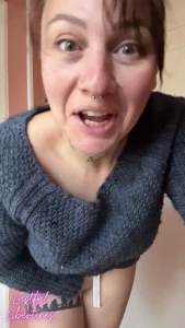 What is it about seeing puffy pussy lips through shorts not to mention