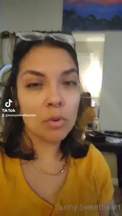 Sunny is on a bad vibe 