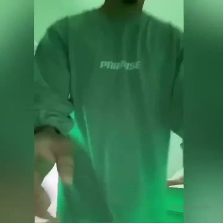 Papi toc ndome rico mientras duermo 