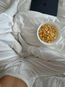 This is your sign to cancel all plans and turn into a blanket burrito part 2