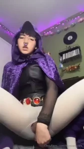 Who wants to be my beast boy i wanna cosplay more what character