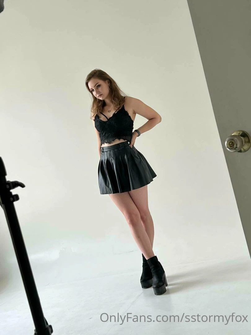 Baby this image will make your dick fountain cum doesn t it suit me 