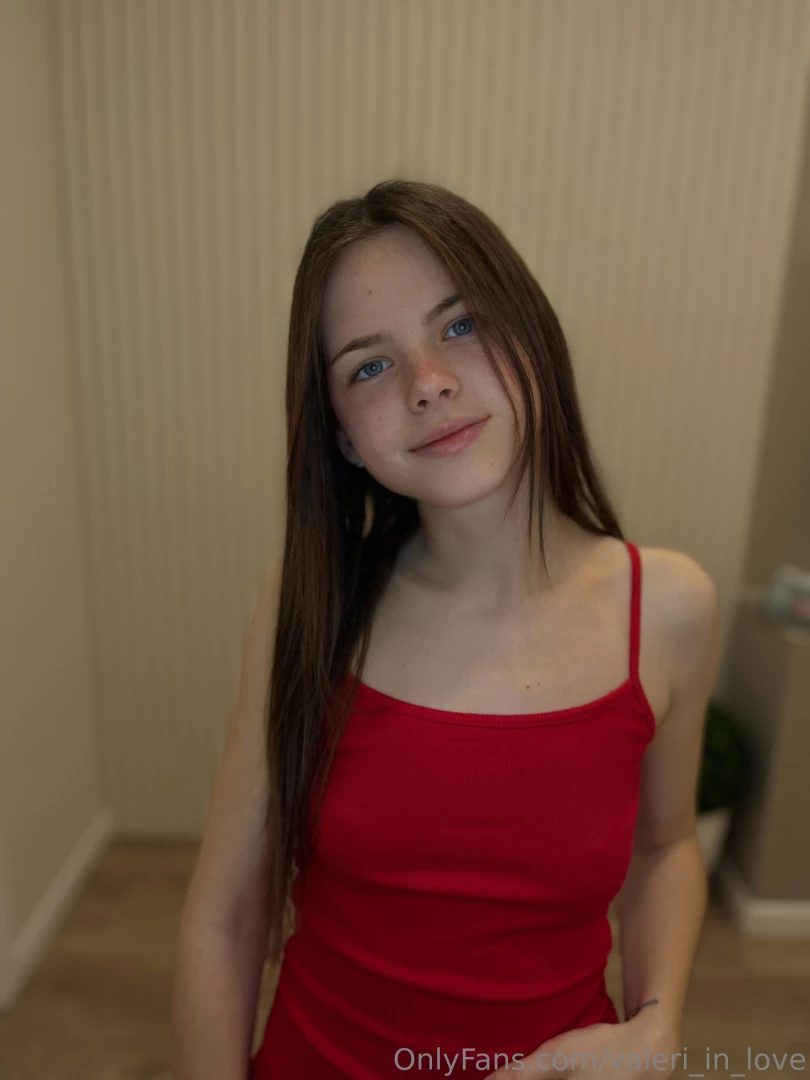 I love that red dress i feel very sexy in it 