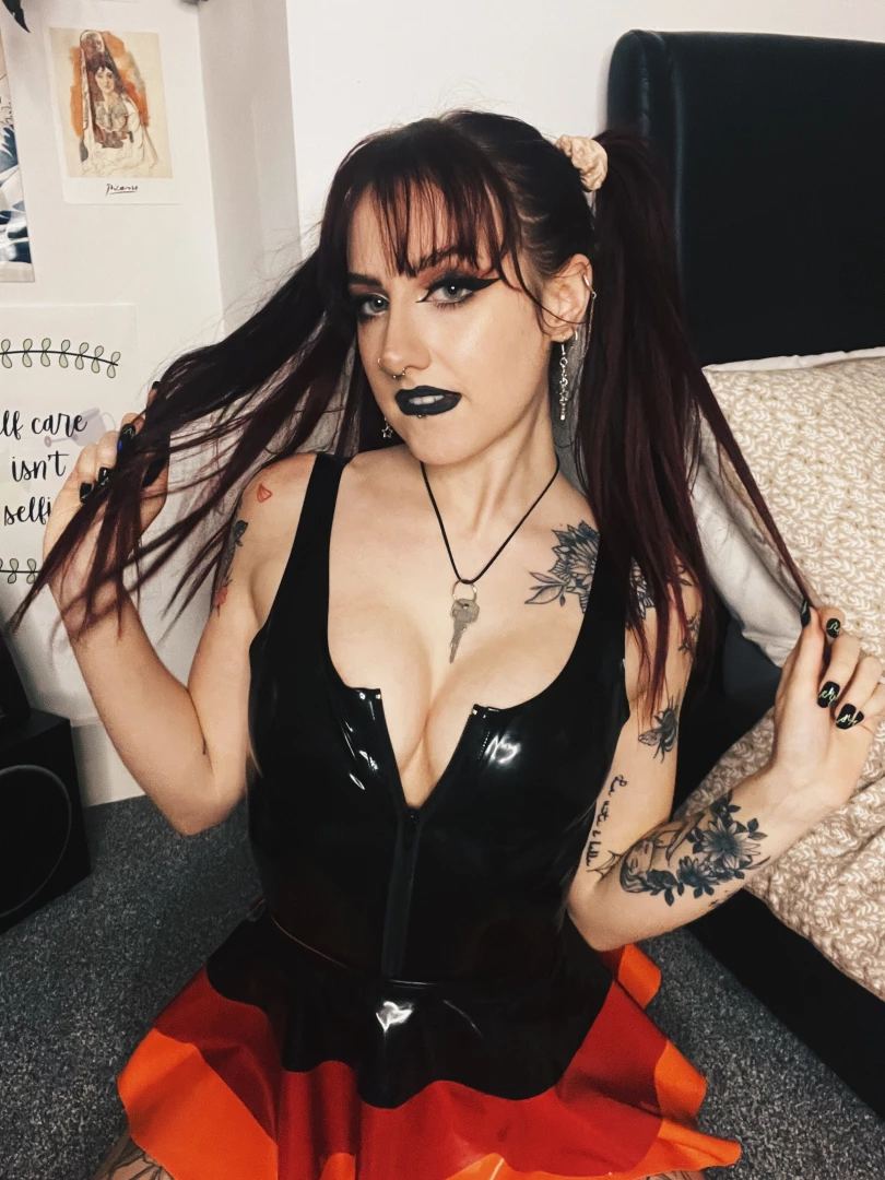 ivyfoxofficial - I m horny and you re going to help me part 2 