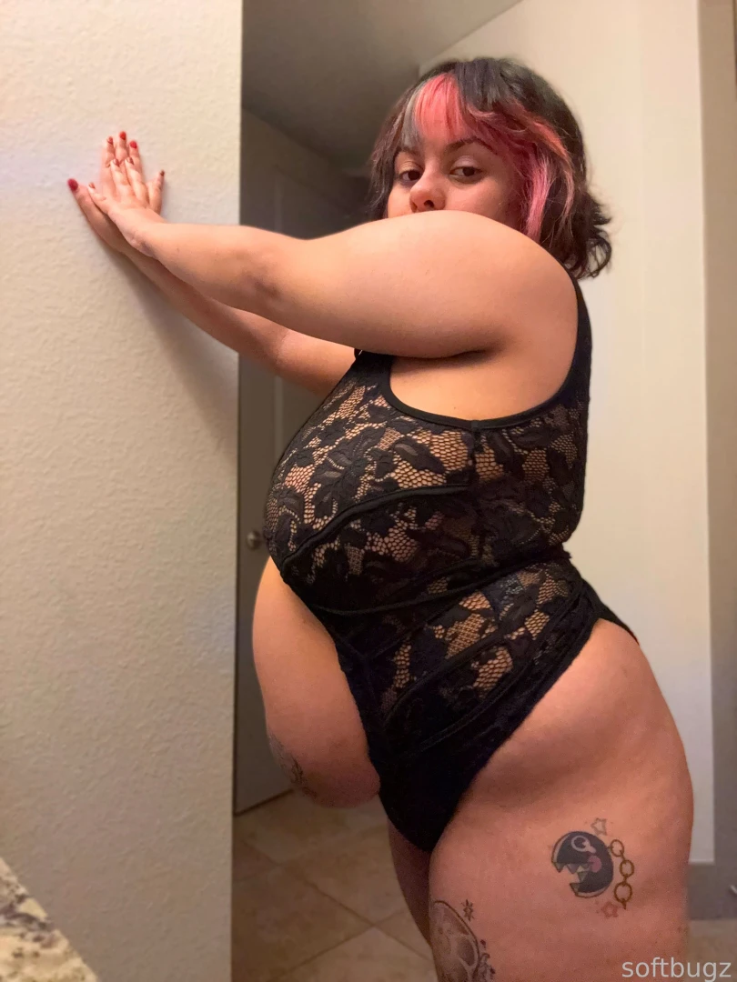 Bug bundle belly chubby bbw babyoil bigtits slowmo 