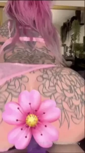 Hottest milf i know shes a freak and loves facials and squirting trust