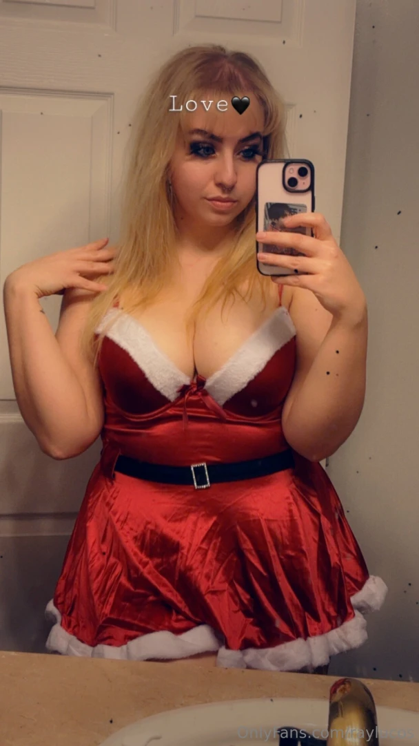 I got a new festive lingerie set should i cosplay when i wear it or 