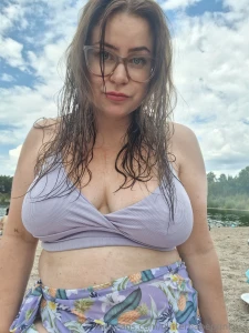 The winter hasn t barely begun but i m loonging for those summer days