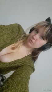 I wanna experiment new poses angels and positions who can i send these part 1