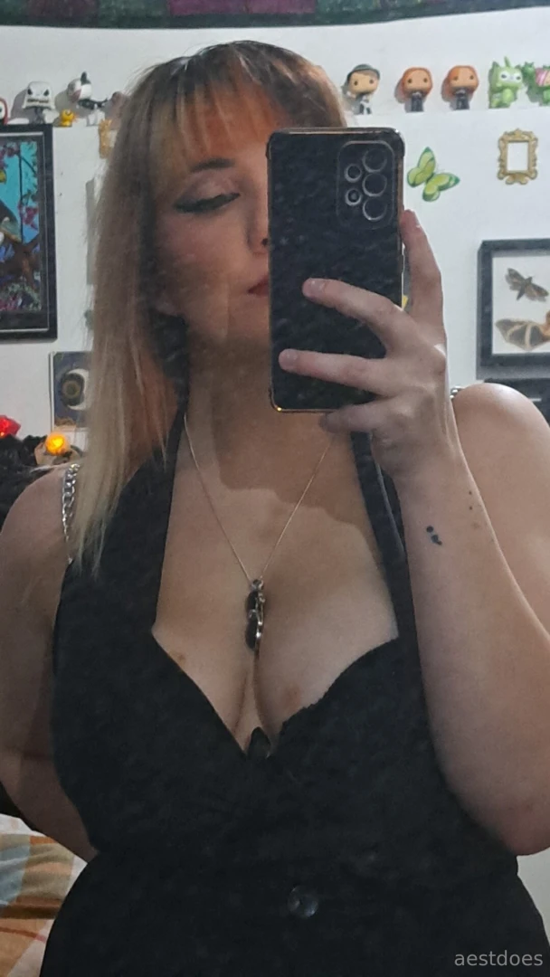 Hey what do you think of my outfit 