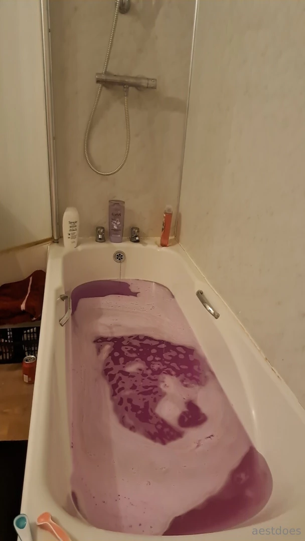 Your dms hold purple water titties and ass part 2 