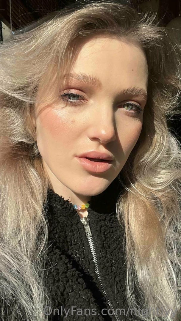 Sun is alone too but still shine 