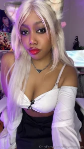 Kitty teacher reporting to duty