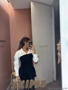 Goodmorning happy friday babe i went bra shopping at skims i need your part 2