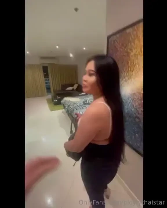 New i walk around on the beach and i m lonely and horrny too because i 