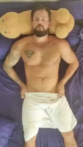 Well you saw the sneak peak pics now its time for the video who s