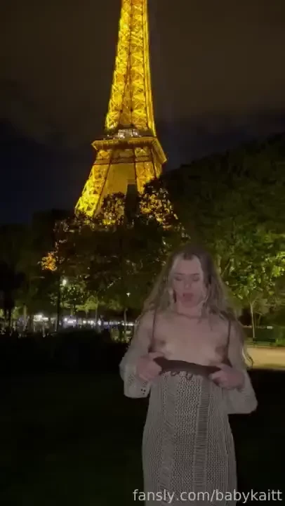 Flashing in front of the eiffel tower part 1 