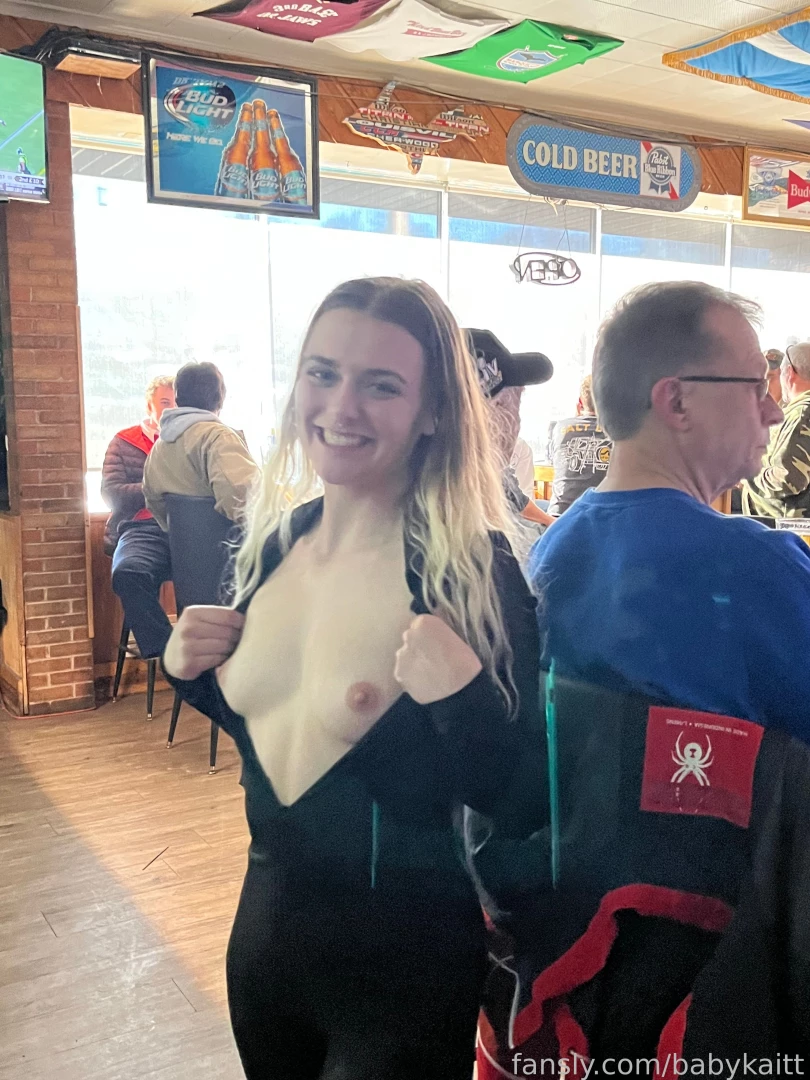 Stranger catches me flashing out at the bar part 3 