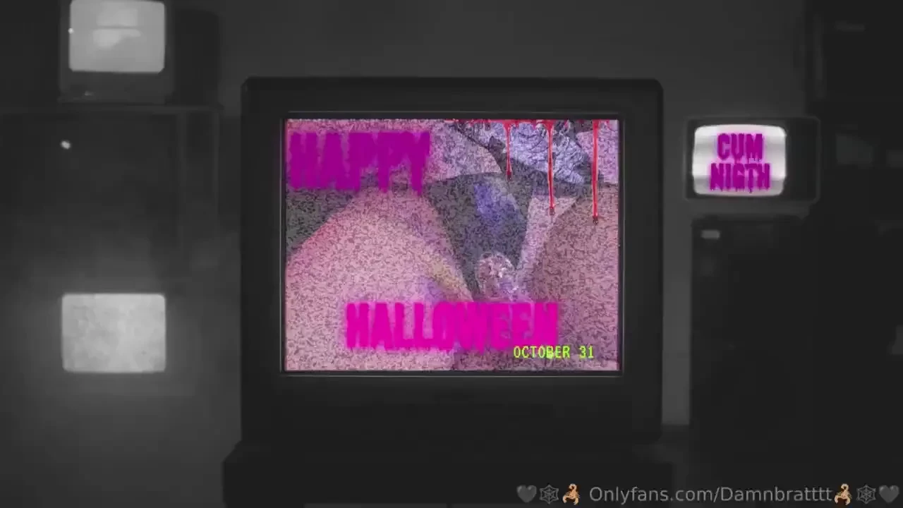 Happy halloween slave perfect night for you to explore your fears - 