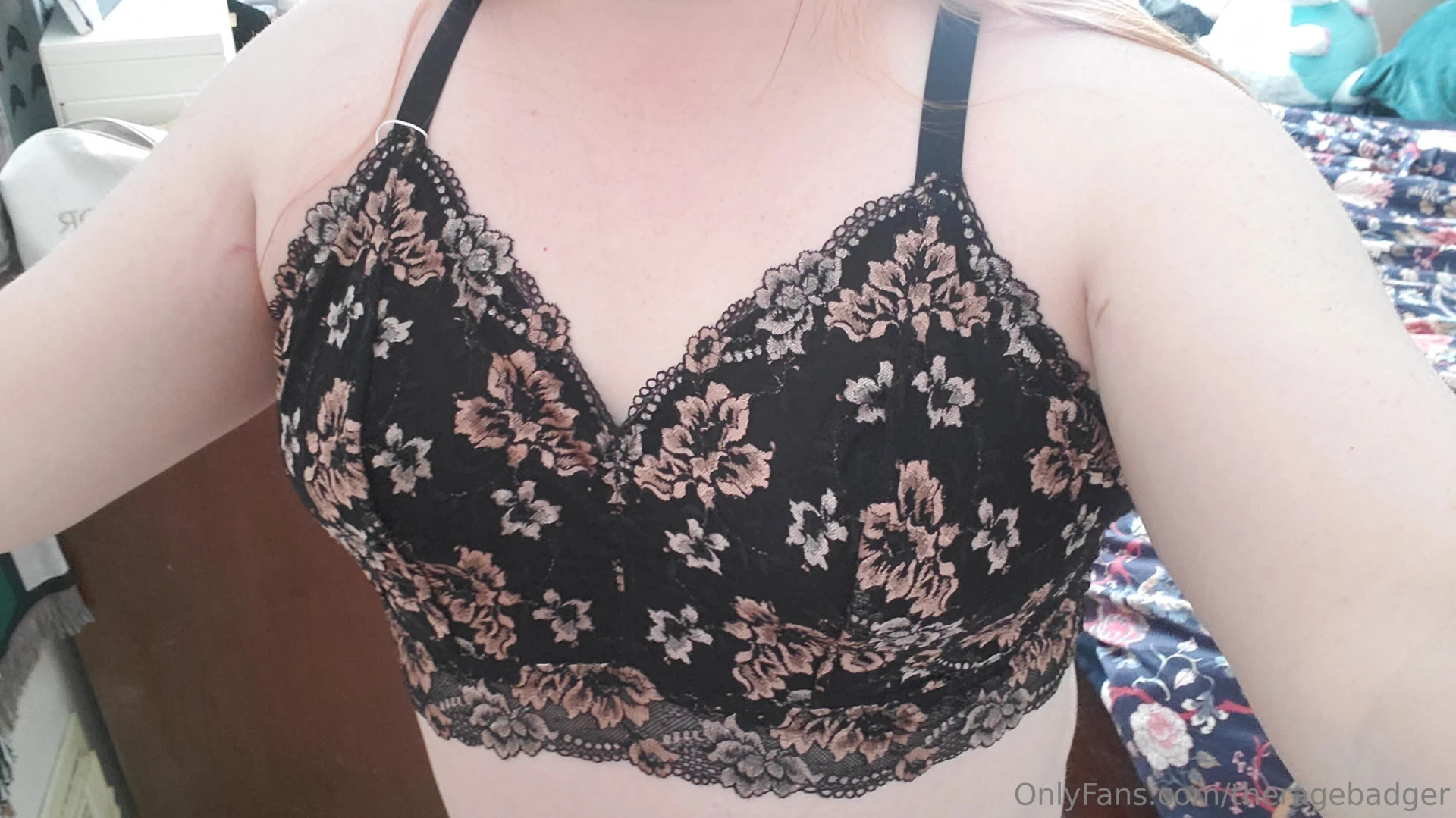 Got some new underwear today thought i looked cute even without makeup 