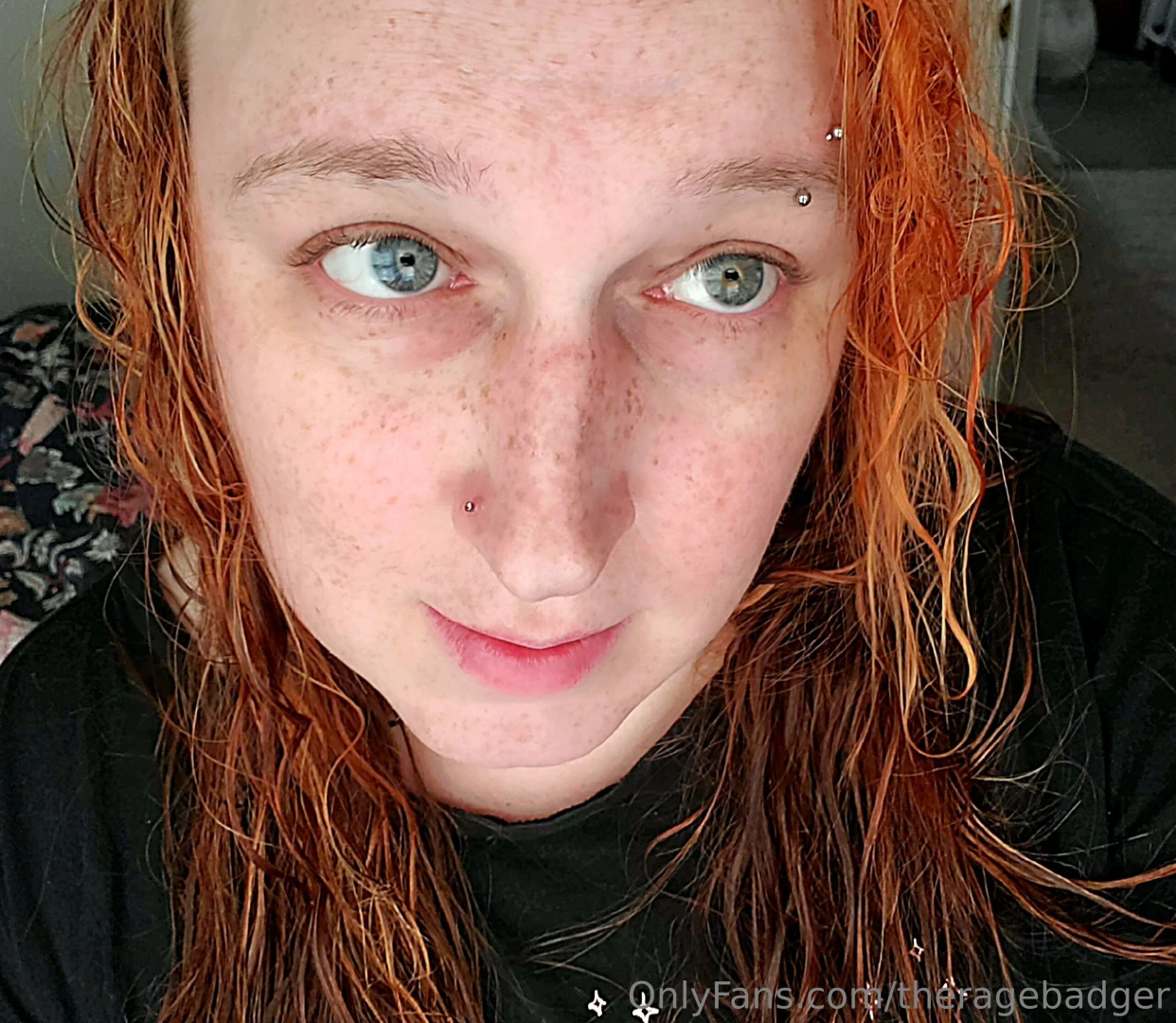 Sorry not a lewd pic today no makeup thought my freckles looked cute 