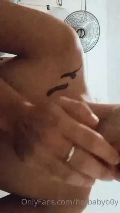 I wake up so horny can you help me whit that 