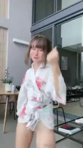 I ve improved my twerk moves what do you think part 1
