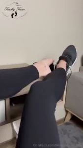 I wish you a wonderful foot fetish friday are you ready to give my