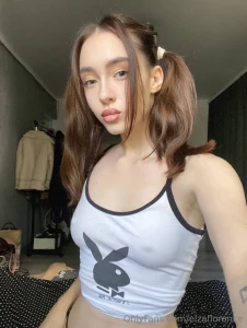 Free only for 14 subs this cutie is online and horny show her some part 20