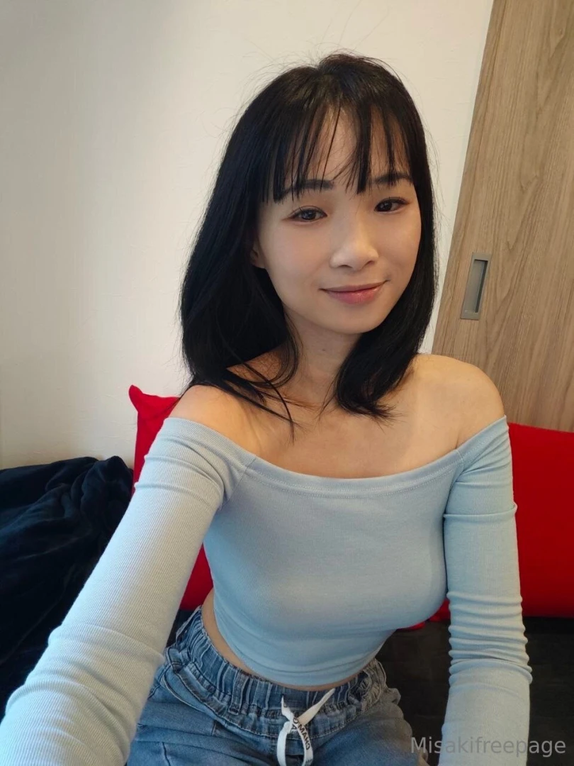 Taking up space with grace and a cute outfit 