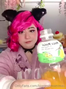 Wanna share a snack part 1