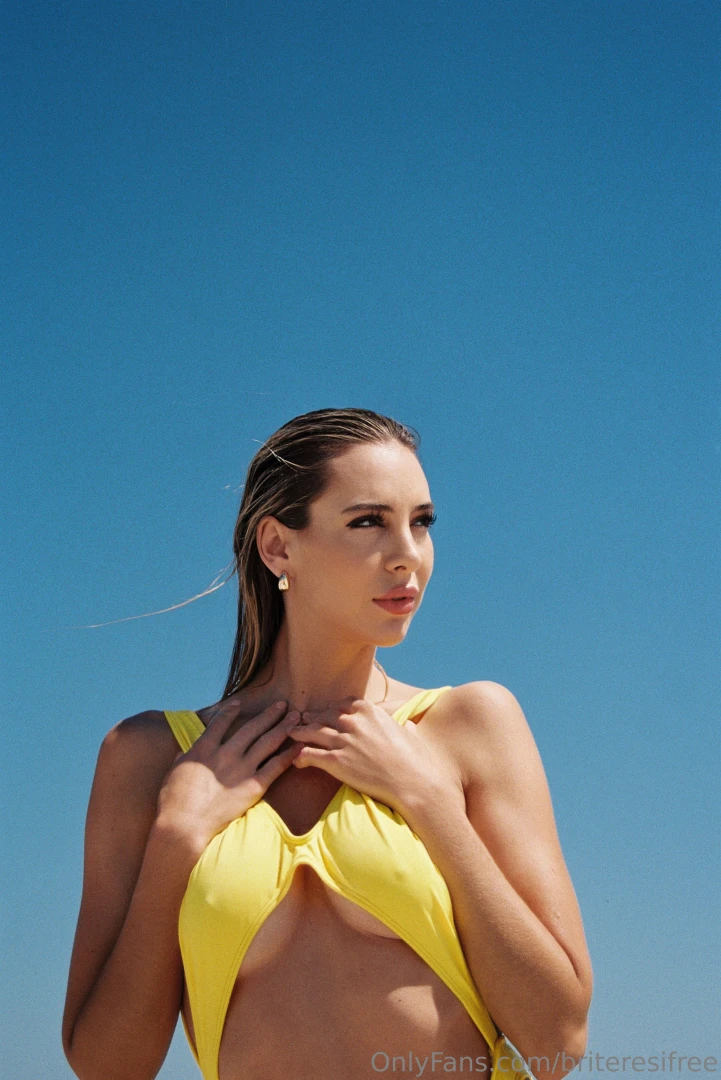 I m live right now on briteresi come say hi part 2 