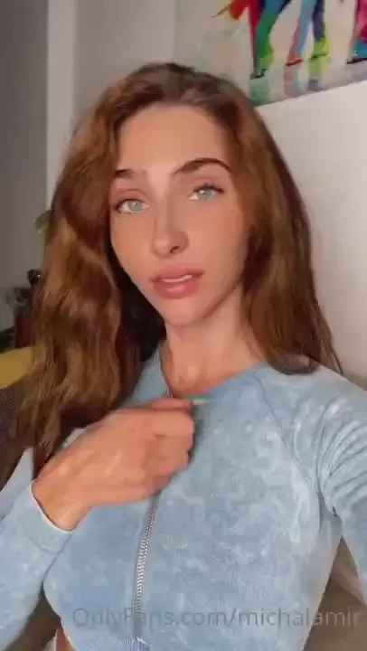 I love the zipper easy access 