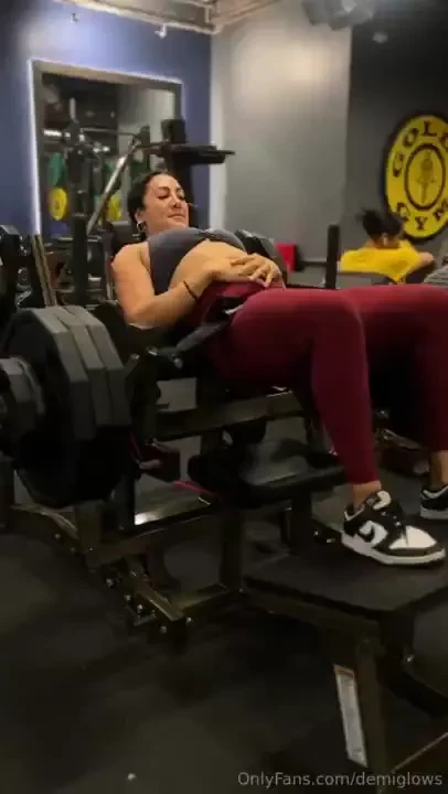 Love me some hip thrusts 