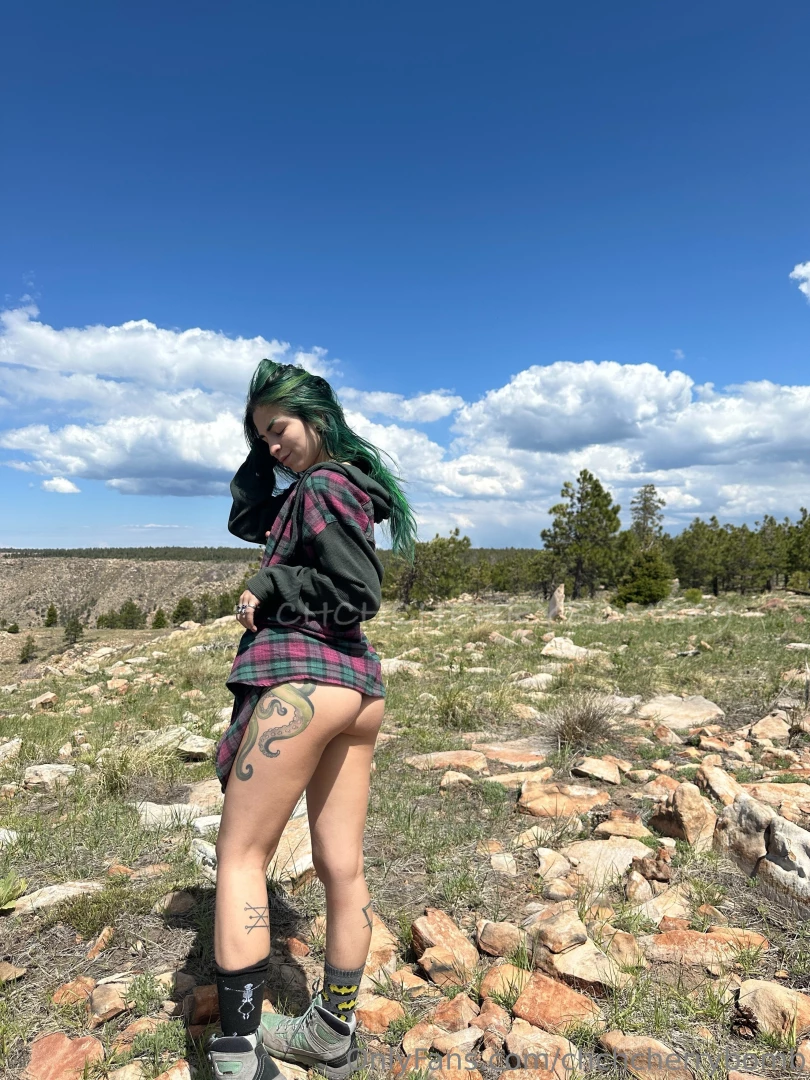 Just a peek chchcherrybomb69 for the full set 