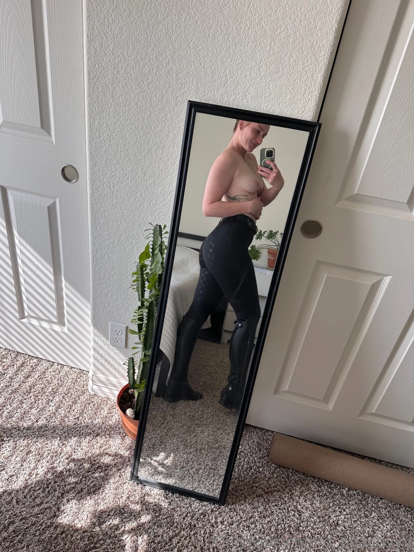 Swipe for a surprise on my way to jumping lessons part 1 