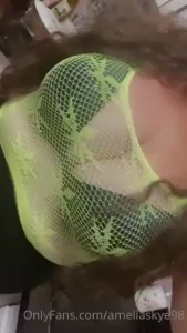 Add 5 to my goal and get nudes as soon as i wake up you ll be the