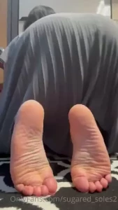 Wearing my butt plug all day at work is so funnn i know y all like my