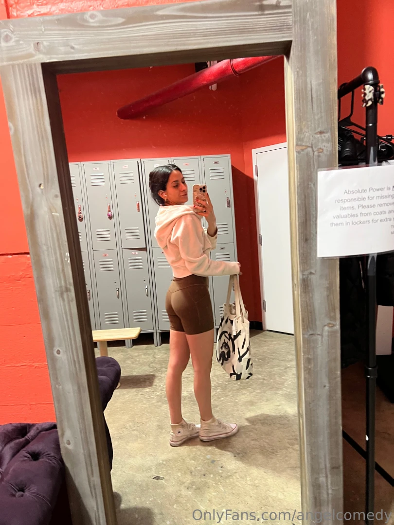 Post gym live stream in a few part 1 