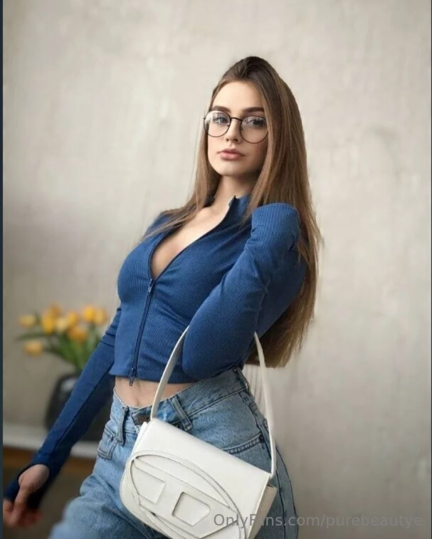 My bby has created a new page for herself she loves to share her part 22 