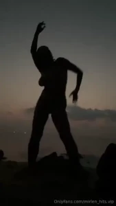 Can you tell from my silhouette how much clothing i have on