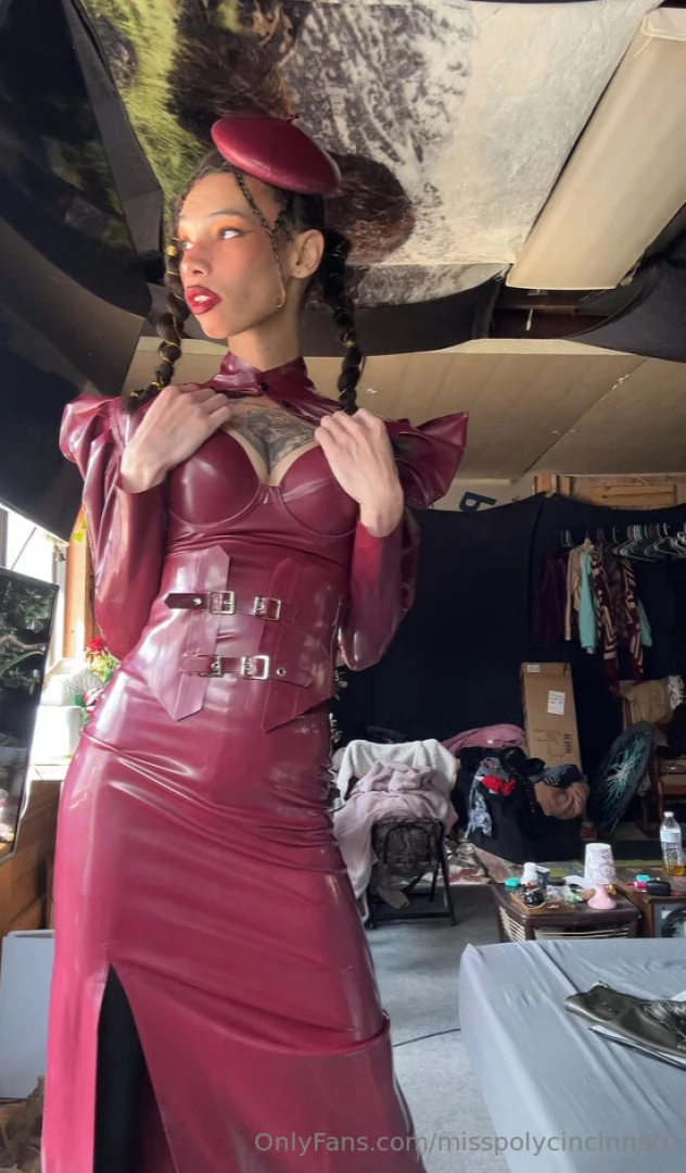 Are yall ready to see the photoshoot from this set part 3 