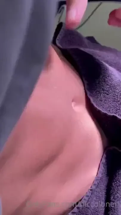 When you are waiting for the doctor but you are horny 