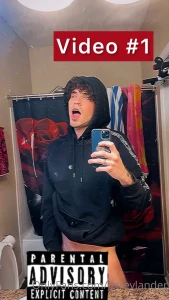All 3 of the video ppvs i j sent to your dms all posted here in a