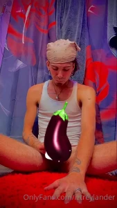It ain t gon suck itself i was so mfin horny before i hopped in the part 1